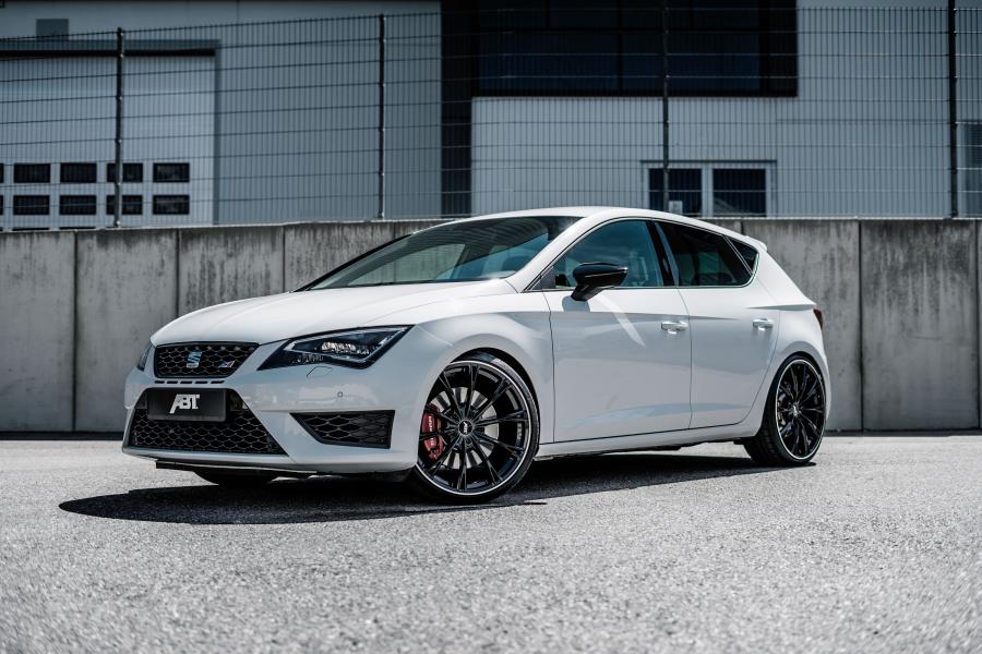  Seat Leon Cupra 300 Carbon Edition by ABT (5F) 2018 года  (фото 1 из 13)
